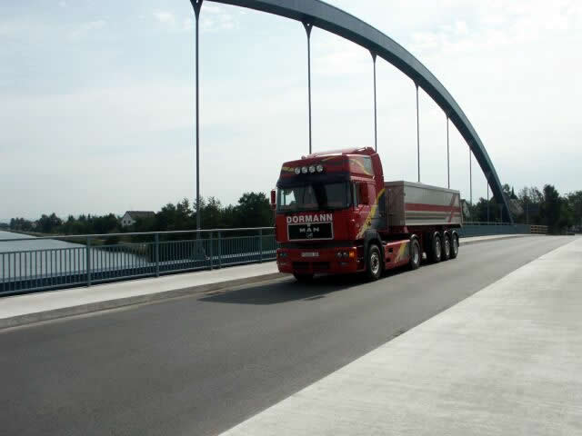 Straßenbrücke Möhrendorf - Messung der Hängerschwingungen