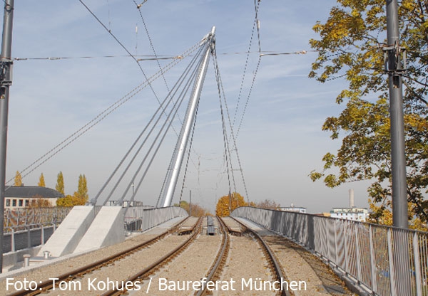 Straßenbahn-, Geh- und Radwegbrücke über die Schenkendorfstraße