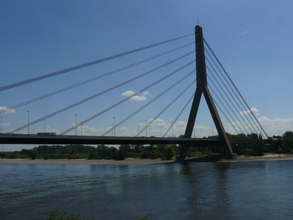 Rheinbrücke Düsseldorf-Flehe A 46