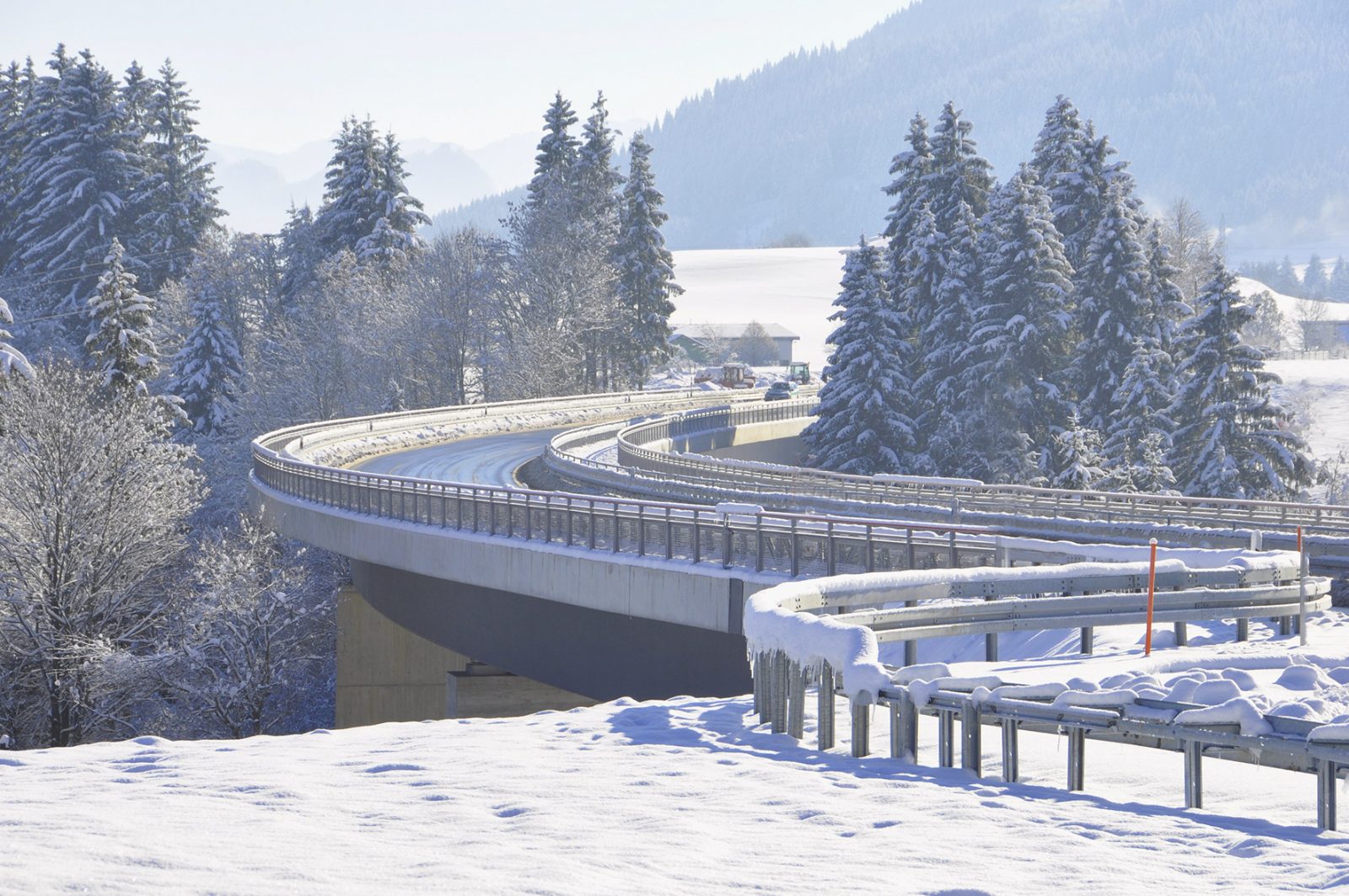 Teilerneuerung der Wertachtalbrücke in der B 309