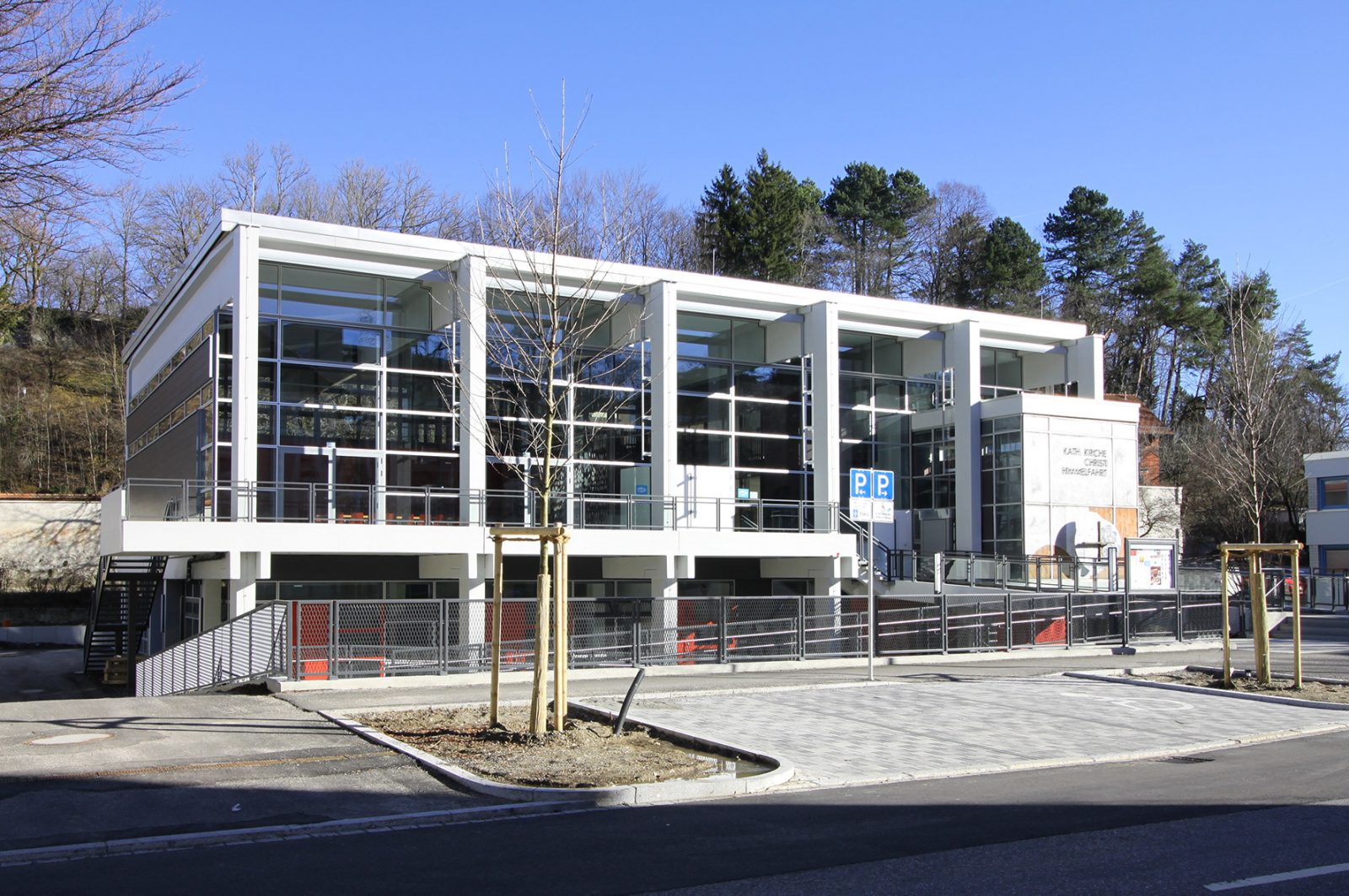 Kath. Kirche und Kindergarten Christi Himmelfahrt in Kempten