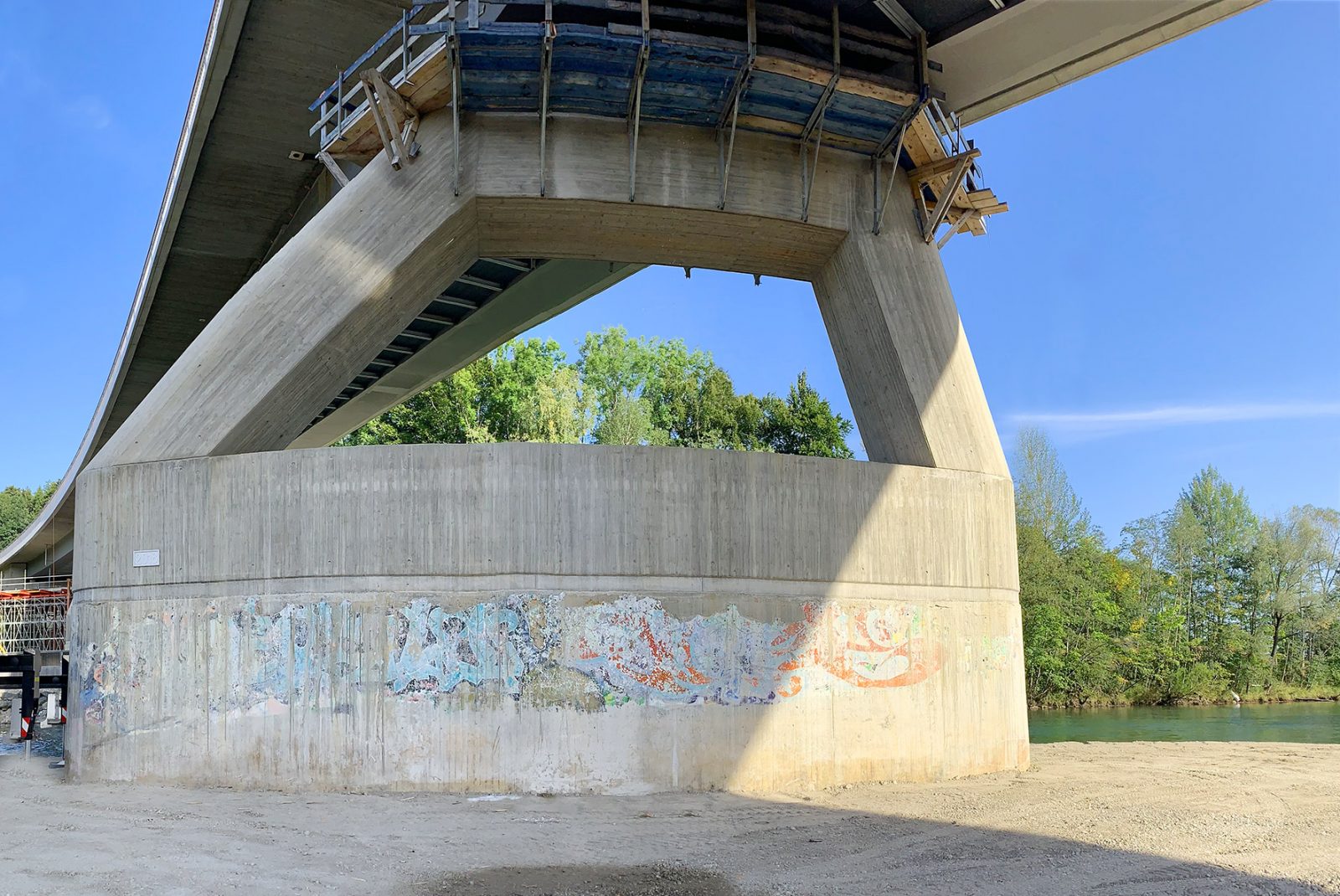 Teilerneuerung der Illerbrücke Stein