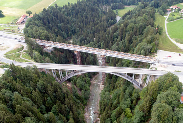 Behelfsbrücke SS80 bei der Echelsbacher Brücke