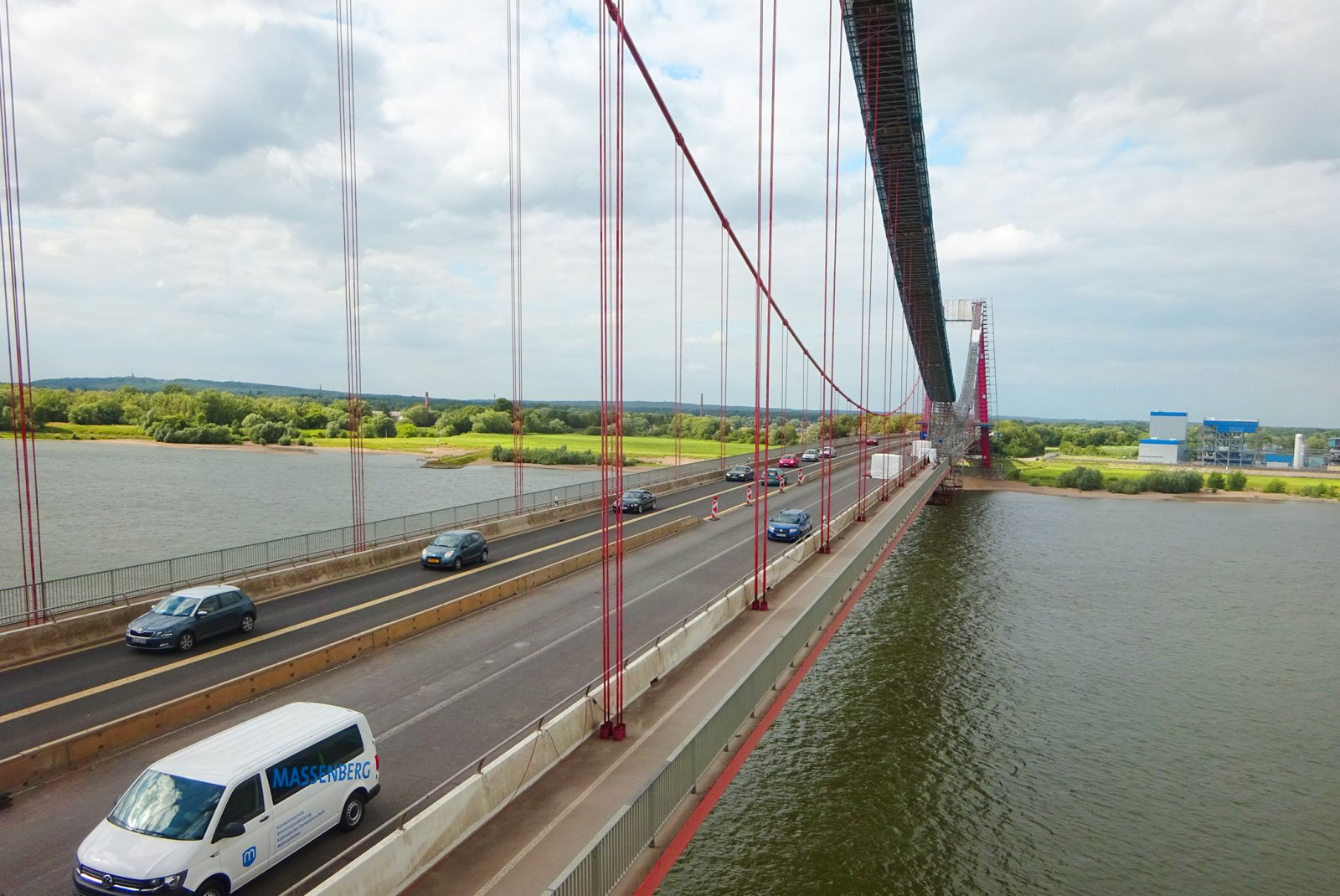 Rheinbrücke Emmerich - Hängertausch